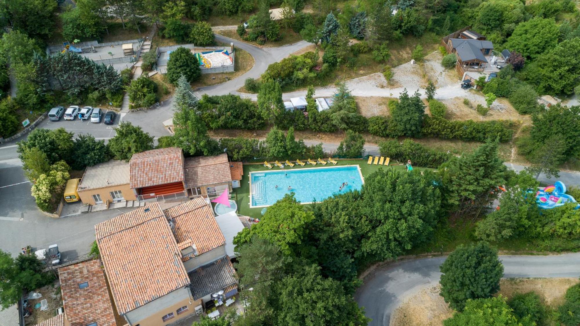 Hotel Camping Les Princes D'Orange Orpierre Exterior foto